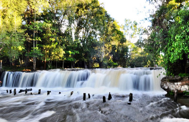 WATER FALL & BENG MEALEA TEMPLE TOUR IN SIEM REAP
